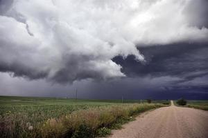 storm wolken saskatchewan foto