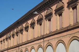 uitzicht op het oude stadscentrum in bologna foto