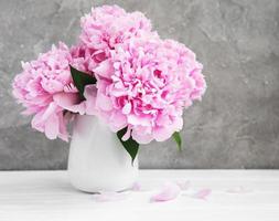 roze pioen bloemen foto