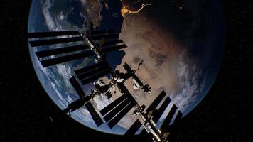 internationaal ruimtestation in de ruimte boven de baan van de planeet aarde foto