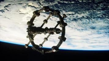 ruimteschip in een baan om de aarde-elementen van deze afbeelding geleverd door nasa foto