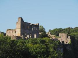 chepstow kasteelruïnes in chepstow foto