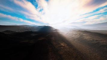 bergen van afghanistan bij zonsondergang foto