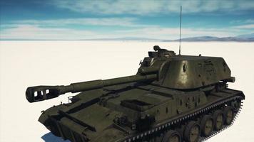 militaire tank in de witte woestijn foto