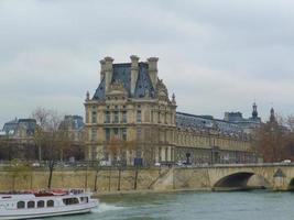 het musee du louvre louvre museum in parijs frankrijk foto