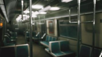 metro in de VS leeg vanwege de coronavirus covid-19 epidemie foto