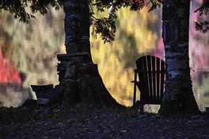 strandstoelen in de herfst foto