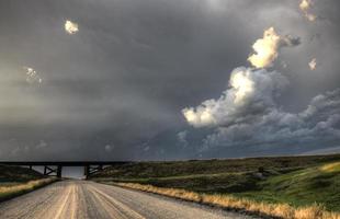 storm wolken saskatchewan foto