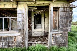 buitenkant verlaten huis foto