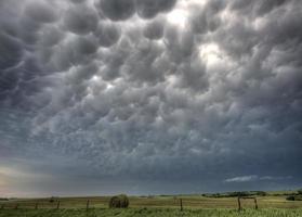 storm wolken saskatchewan foto