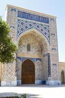 buitenkant van de kok gumbaz-moskee in sjahrisabz, qashqadaryo, oezbekistan, centraal-azië foto