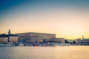 skyline van de oude historische stadswijk gamla stan, stockholm, zweden foto