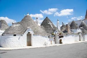 stad alberobello, dorp met trulli-huizen in de regio Puglia, Apulië foto