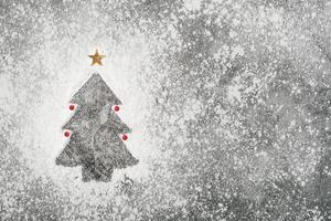 kerstconcept background.flour in de vorm van een kerstboom foto