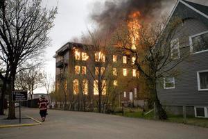 brand in gebouw saskatchewan foto