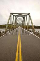 Churchill rivier brug noord manitoba foto