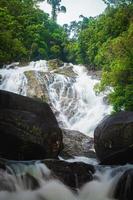 waterval mooi Azië thailand, praiwan waterval phatthalung foto