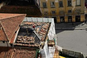 dakdekker in italië hierboven foto