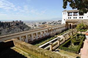 binnenplaats van de acequia in het algemeen, alhambra, granada foto