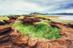 textuur van rotsen gesmolten door vulkanisch magma foto