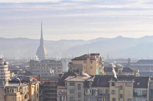 stad turijn torino skyline panorama birdeye van bovenaf gezien foto