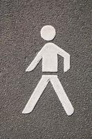 voetganger pictogram symbool wegmarkering foto