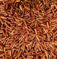 textuur van rauwe bruine rijst foto