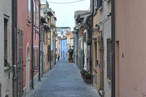 uitzicht op het oude stadscentrum van Rimini foto