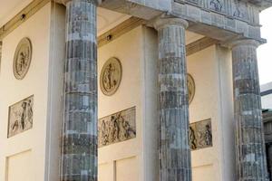 Berlijn, Duitsland, 2014. het monument van de Brandenburger Tor in Berlijn foto