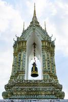 wat pho in bangkok, thailand foto