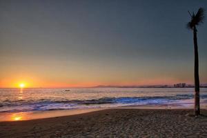 de stranden van Puerto Vallarta en een schilderachtig uitzicht op de oceaan foto