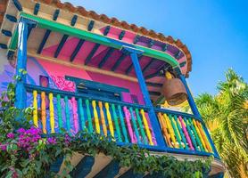 beroemde koloniale ommuurde stad Cartagena en zijn kleurrijke gebouwen in het historische stadscentrum, aangewezen als UNESCO-werelderfgoed foto