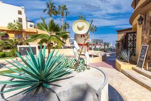 tequila-winkel in de jachthaven van Los Cabos in Cabo San Lucas, Los Cabos, een vertrekpunt voor cruises, marlijnvissen en lancha-boten naar El Arco Arch en stranden foto