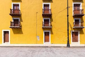 veracruz, kleurrijke straten en koloniale huizen in het historische stadscentrum, een van de belangrijkste toeristische attracties van de stad foto