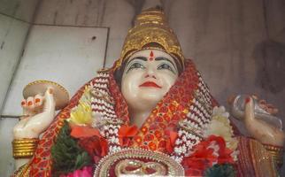 siddhidhatri, navratri mata standbeeld in mandir foto