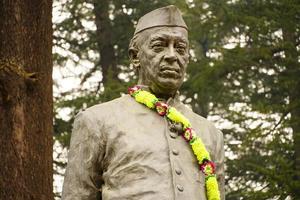 Jawaharlal Nehru-standbeeld in India foto