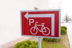 fiets parkeren teken close-up foto