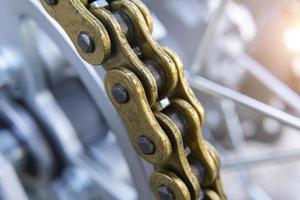 gouden ketting motorfiets close-up macro foto