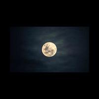 volle maan, mooie maan, lachende maan, 's nachts, foto
