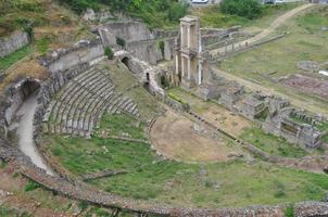 Romeins theater in Volterra foto