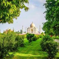 Taj Mahal een van de wonderen van de wereld uitzicht vanaf Mehtab Bagh Garden Side, Taj Mahal, Agra, Uttar Pradesh, India, Sunny Day View foto