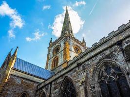 hdr heilige drie-eenheid kerk in stratford upon avon foto