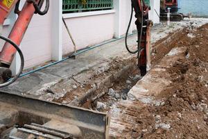 straat was in aanbouw voor waterleiding foto