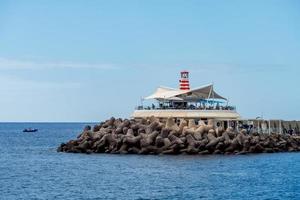 puerto de mogan, gran canaria, canarische eilanden, spanje, 2022. restaurant in de haven foto