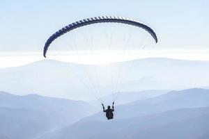 paragliden in de lucht