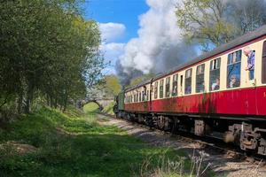 horsted keynes, west sussex, uk, 2017. vliegende scotsman op de lijn van het klokje foto