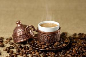 traditionele kopje Turkse koffie. foto