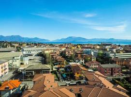 hdr gardameer in desenzano del garda foto