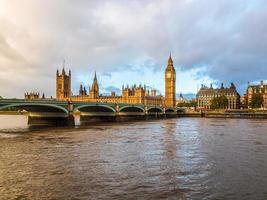 hdr westminster bridge in londen foto