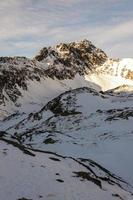 piek in het winterlandschap ("swistowy szczyt (svistovy stít)") foto
